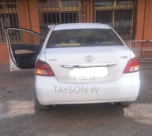 Toyota Yaris 2007 White