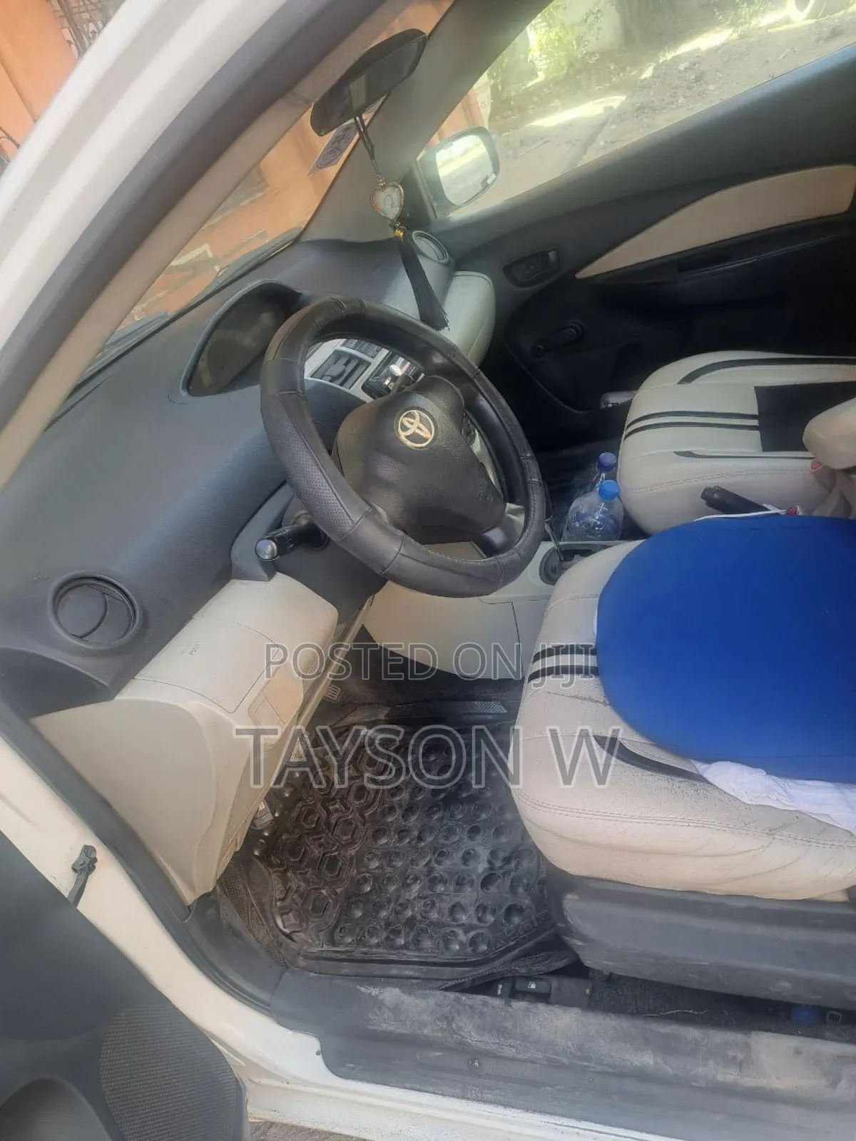 Toyota Yaris 2007 White