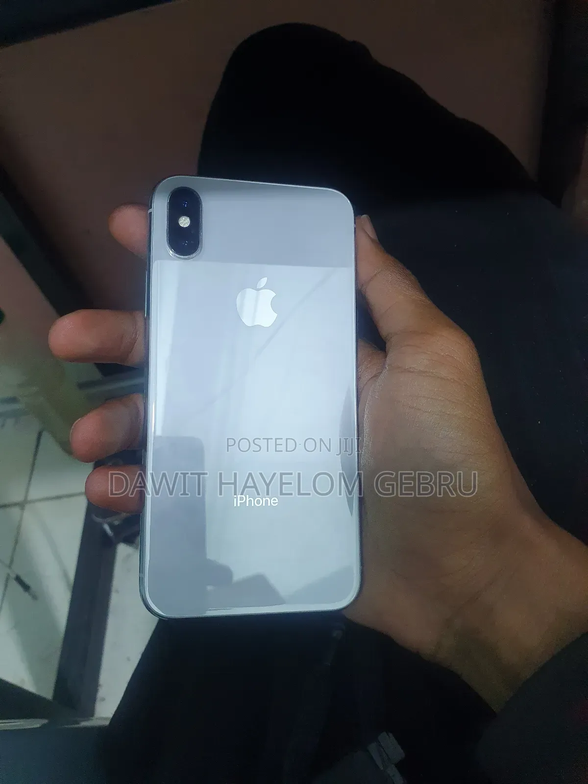 Apple iPhone X 64 GB White