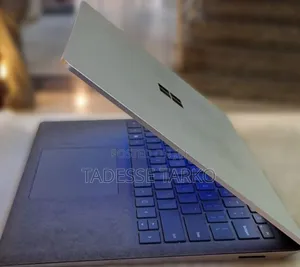 New Laptop Microsoft Surface 16GB Intel Core I7 SSD 256GB