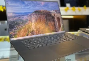 New Laptop Dell Precision 5690 32GB Intel Core Ultra 7 SSD 1T