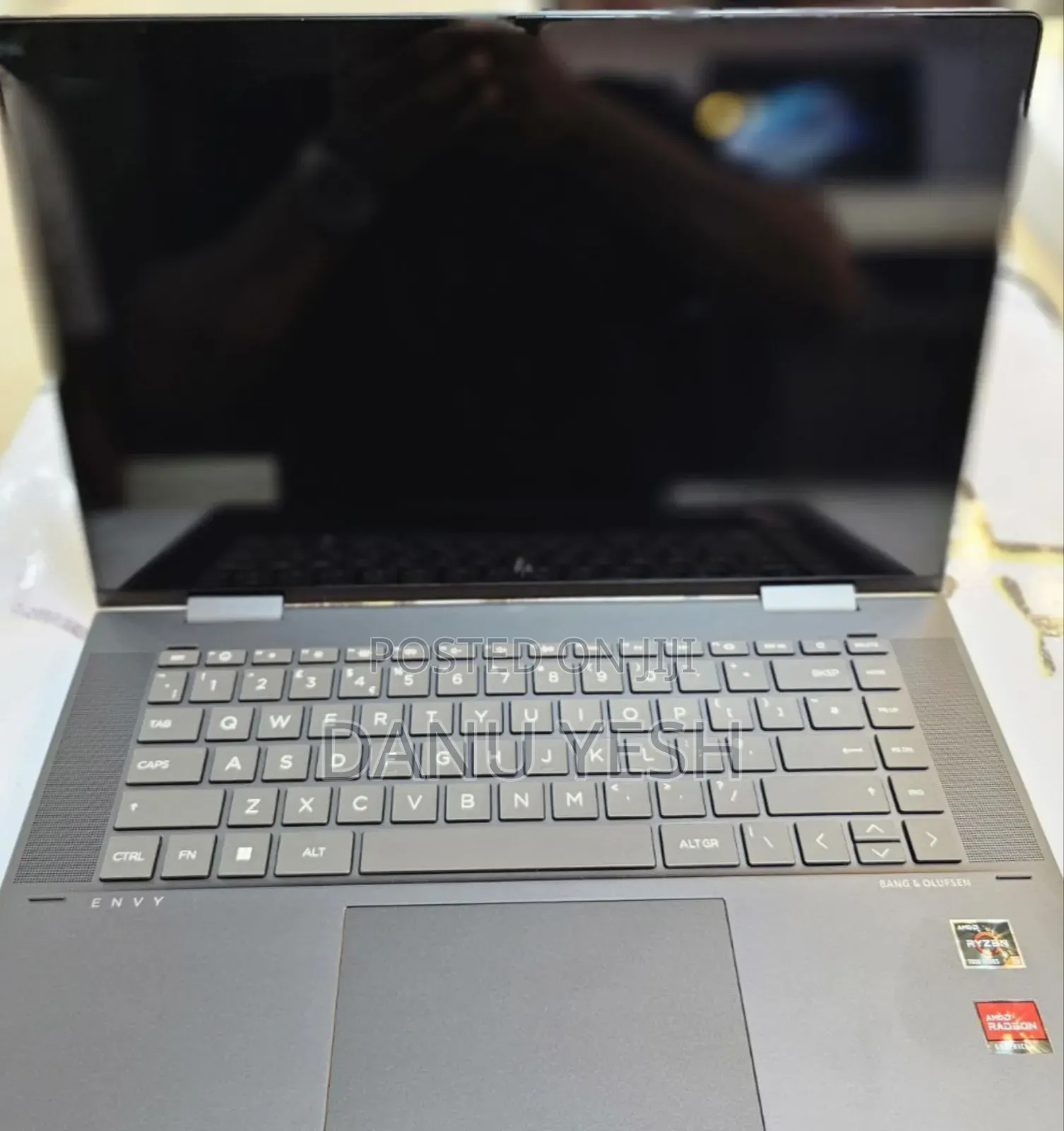 New Laptop HP Envy X360 8GB AMD Ryzen 5 SSD 256GB