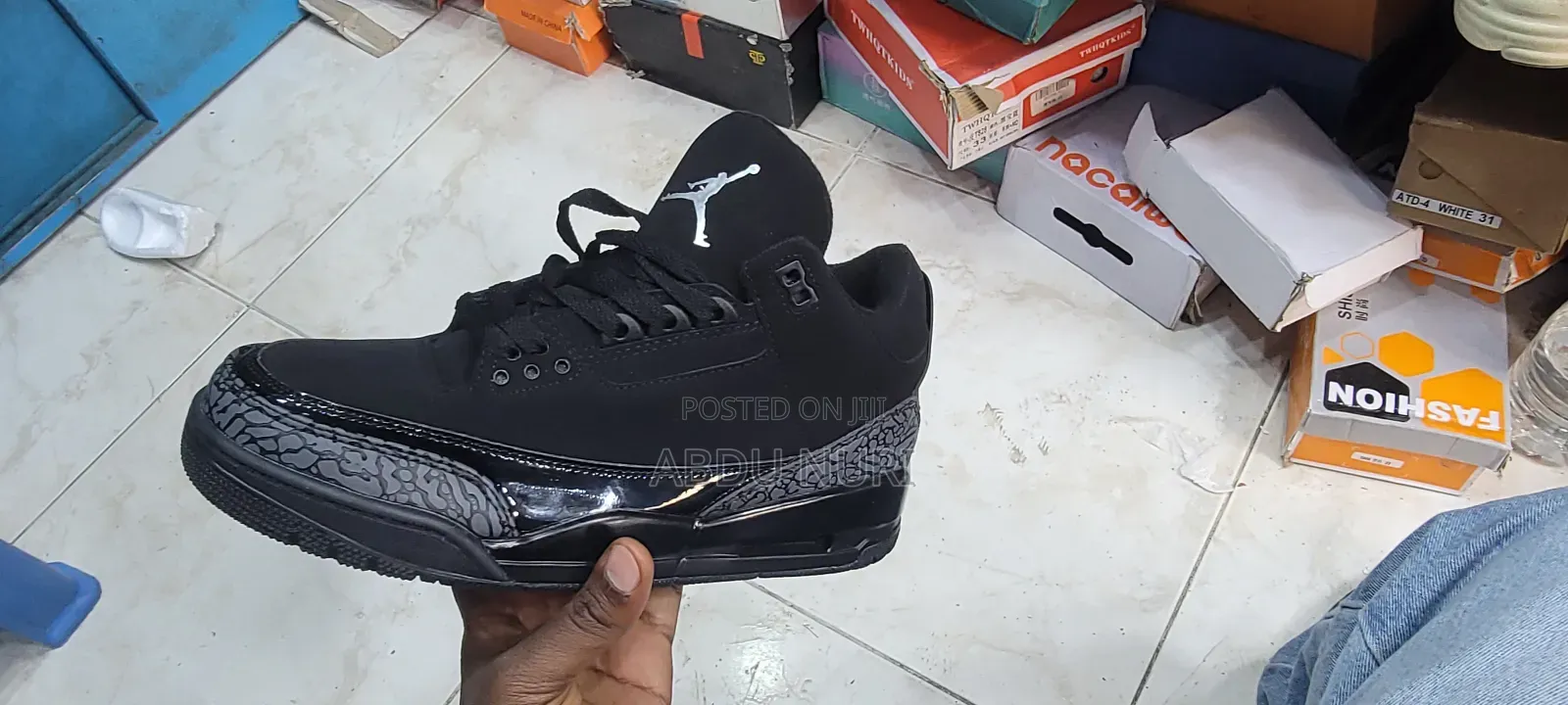 Jordan 3 Black Cat
