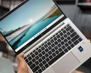 New Laptop HP 630 16GB Intel Core I7 SSD 512GB