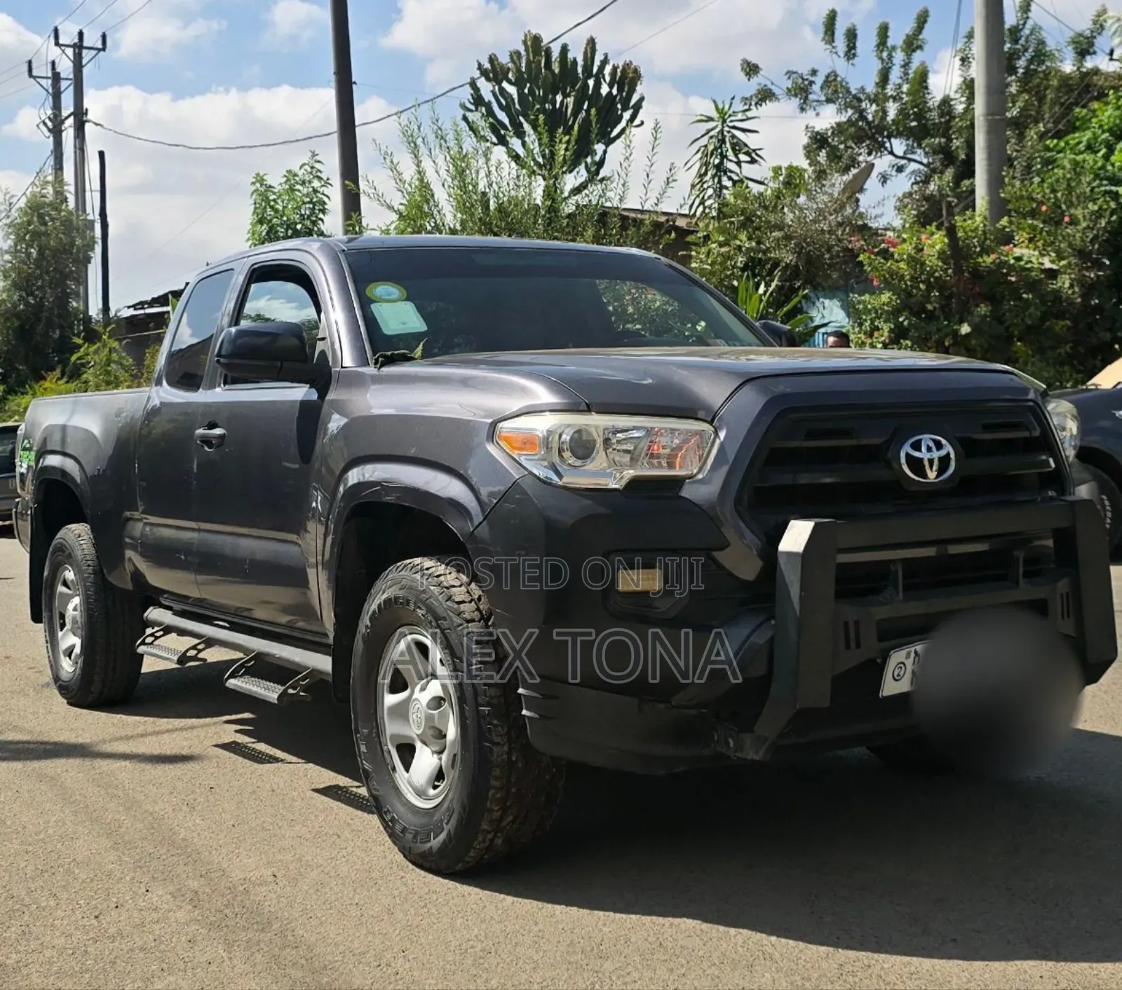 Toyota Tacoma 2017 Gray