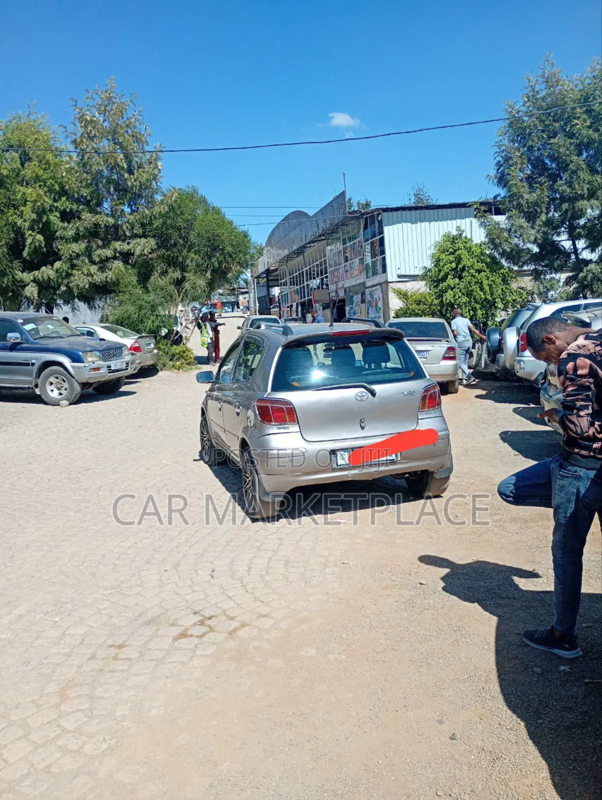 Toyota Vitz 2004 Silver