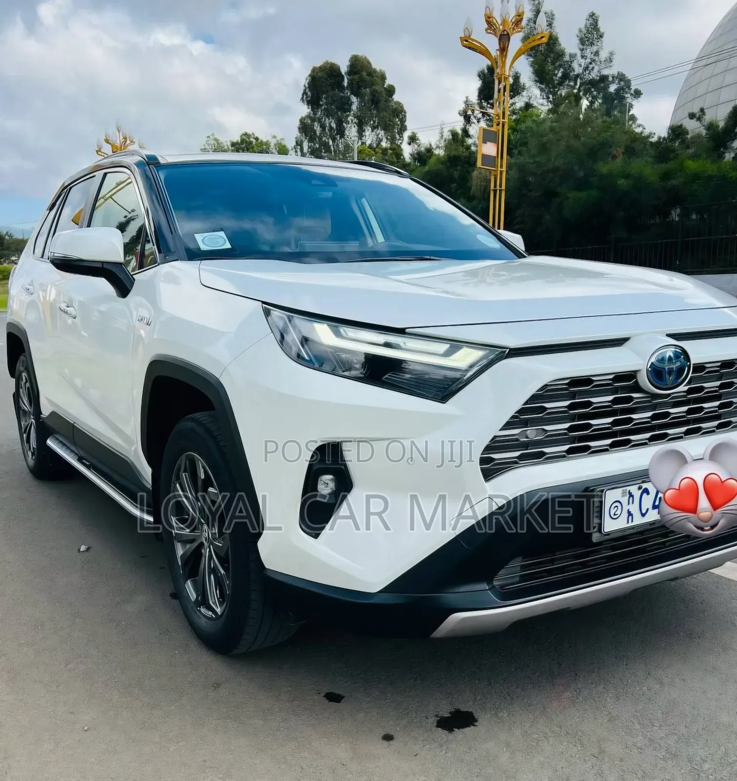 Toyota RAV4 2024 White