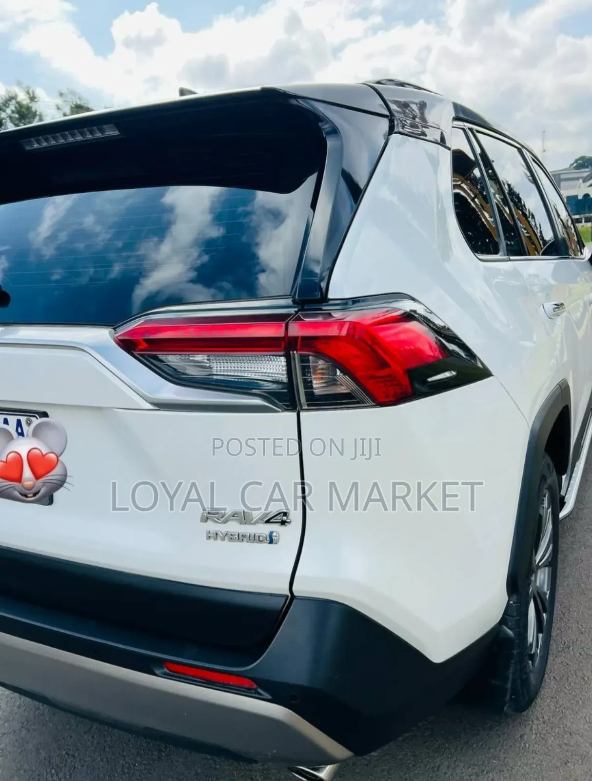 Toyota RAV4 2024 White