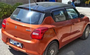 Suzuki Swift 2021 Orange