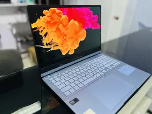 New Laptop Asus VivoBook S15 S510UA 16GB Intel Core Ultra 7 SSD 512GB