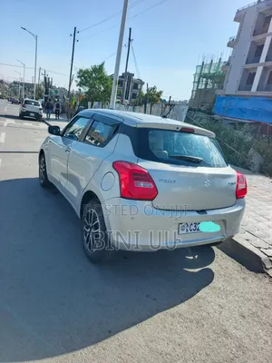 Suzuki Swift RS 2022 Silver