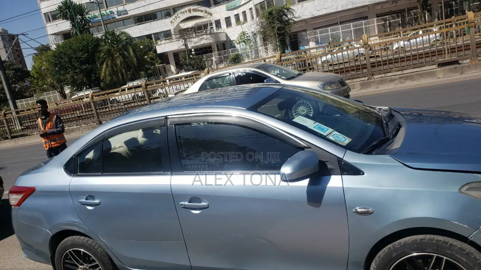 Toyota Yaris 2016 Blue