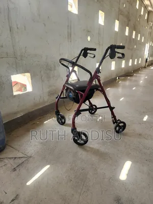 Walker Foldable Amazing With Seat ወከር አልሙኒየም ጠንካራ Walker Foldable New
