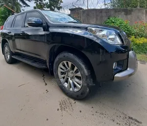 Toyota Land Cruiser Prado 2013 Matt Black