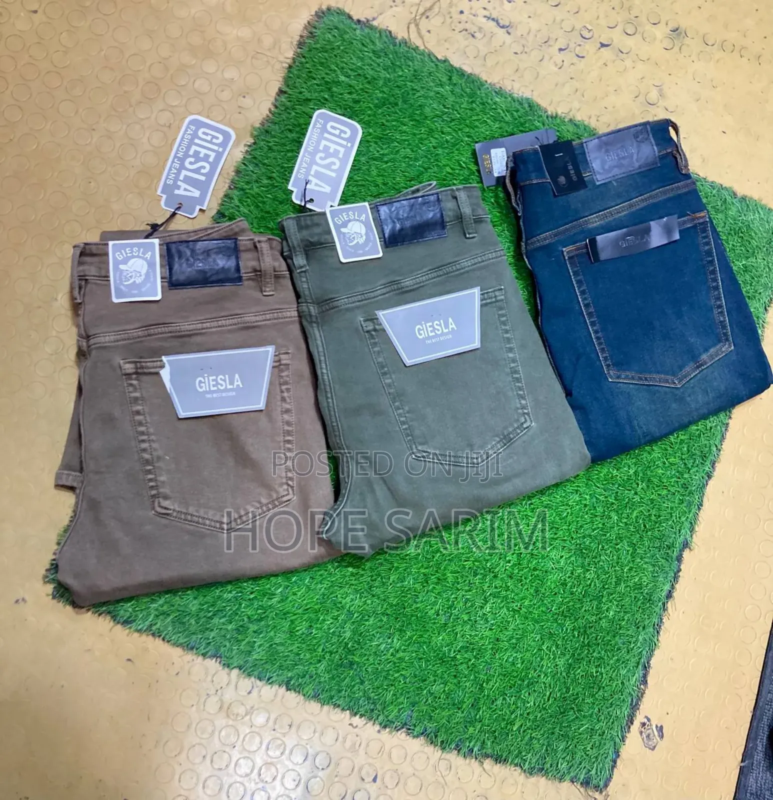 ጎራን በbrown Green Other Original Jeans