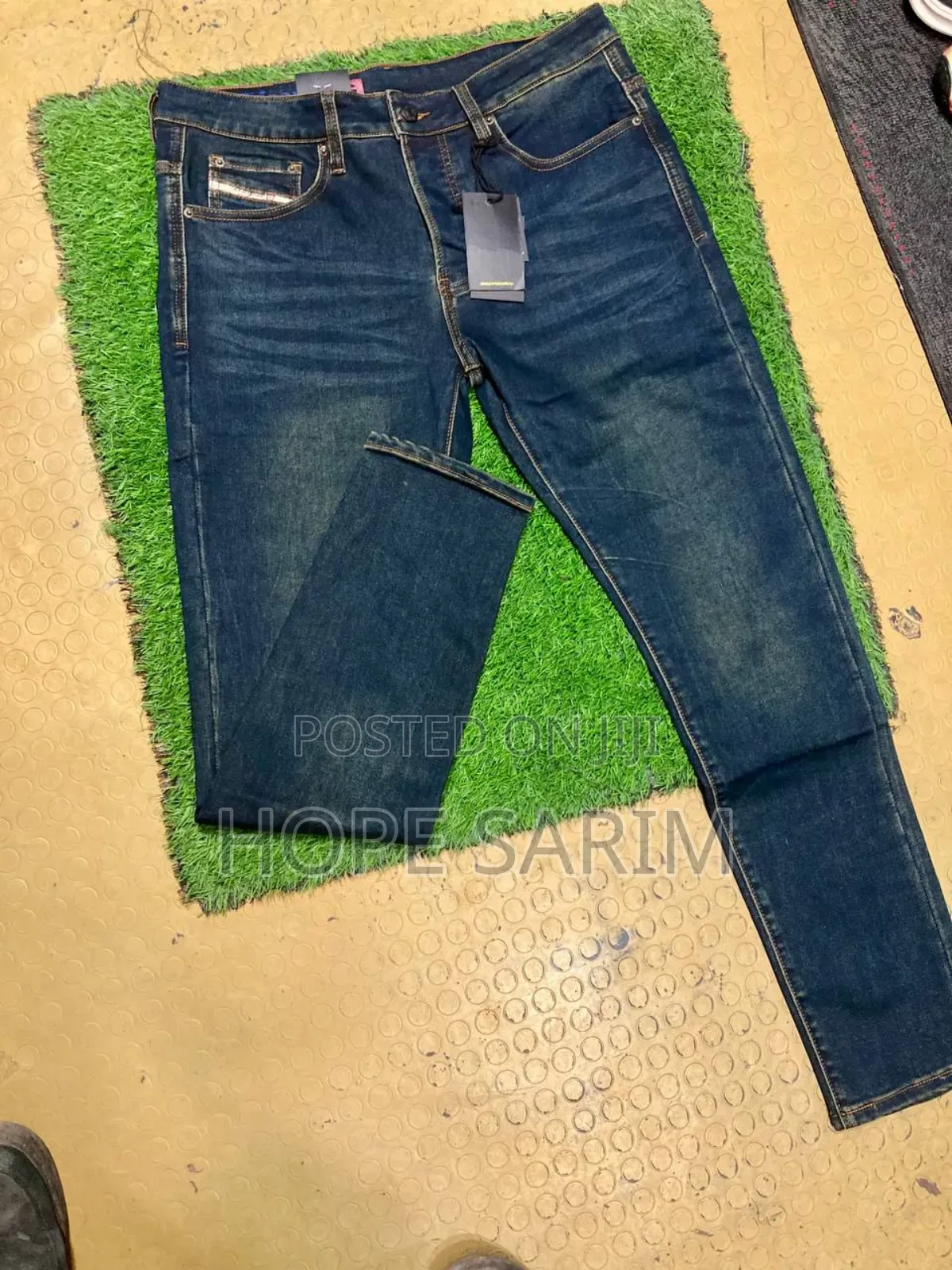 ጎራን በbrown Green Other Original Jeans