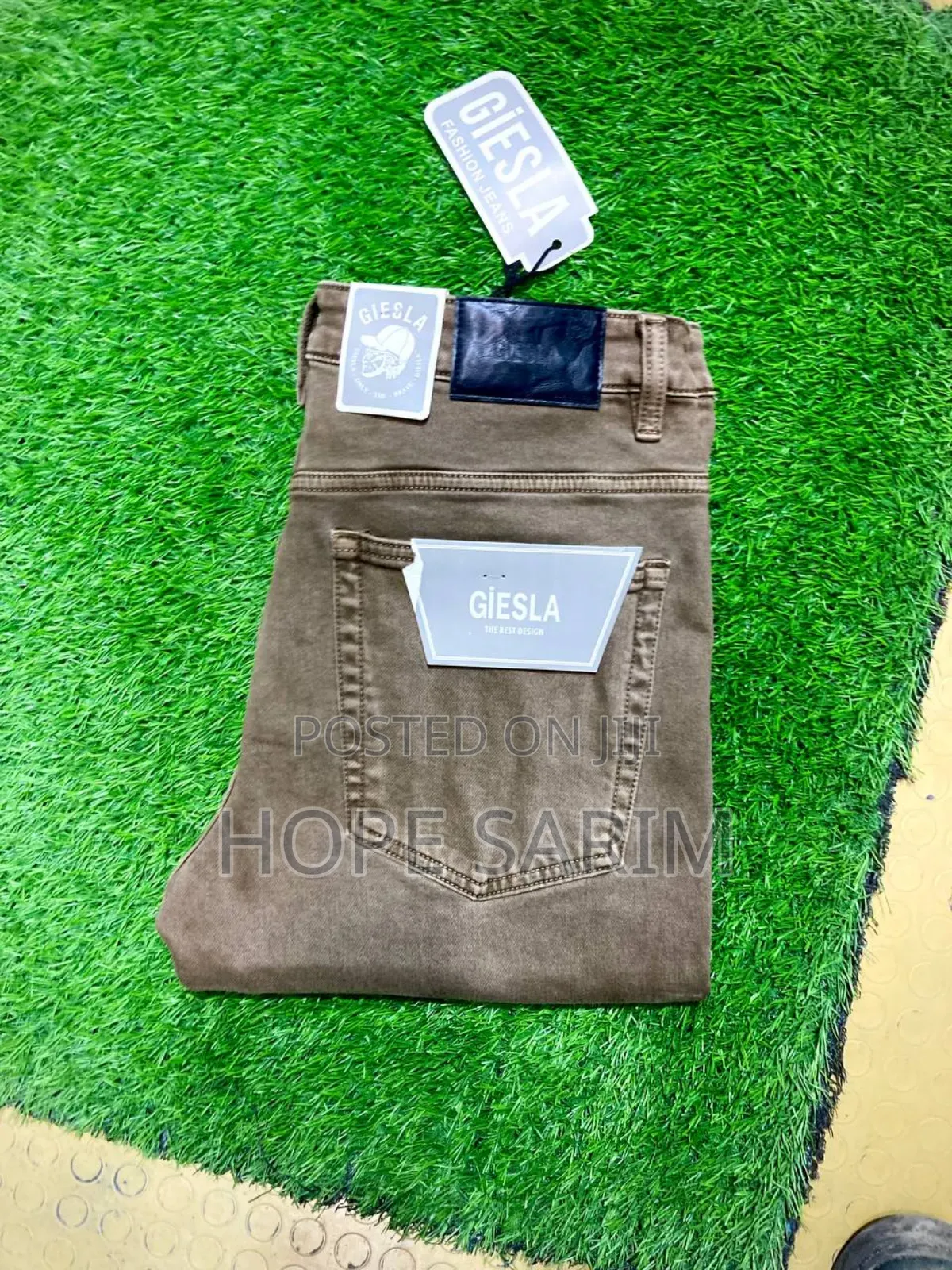 የተለያየ አይነት Trousers