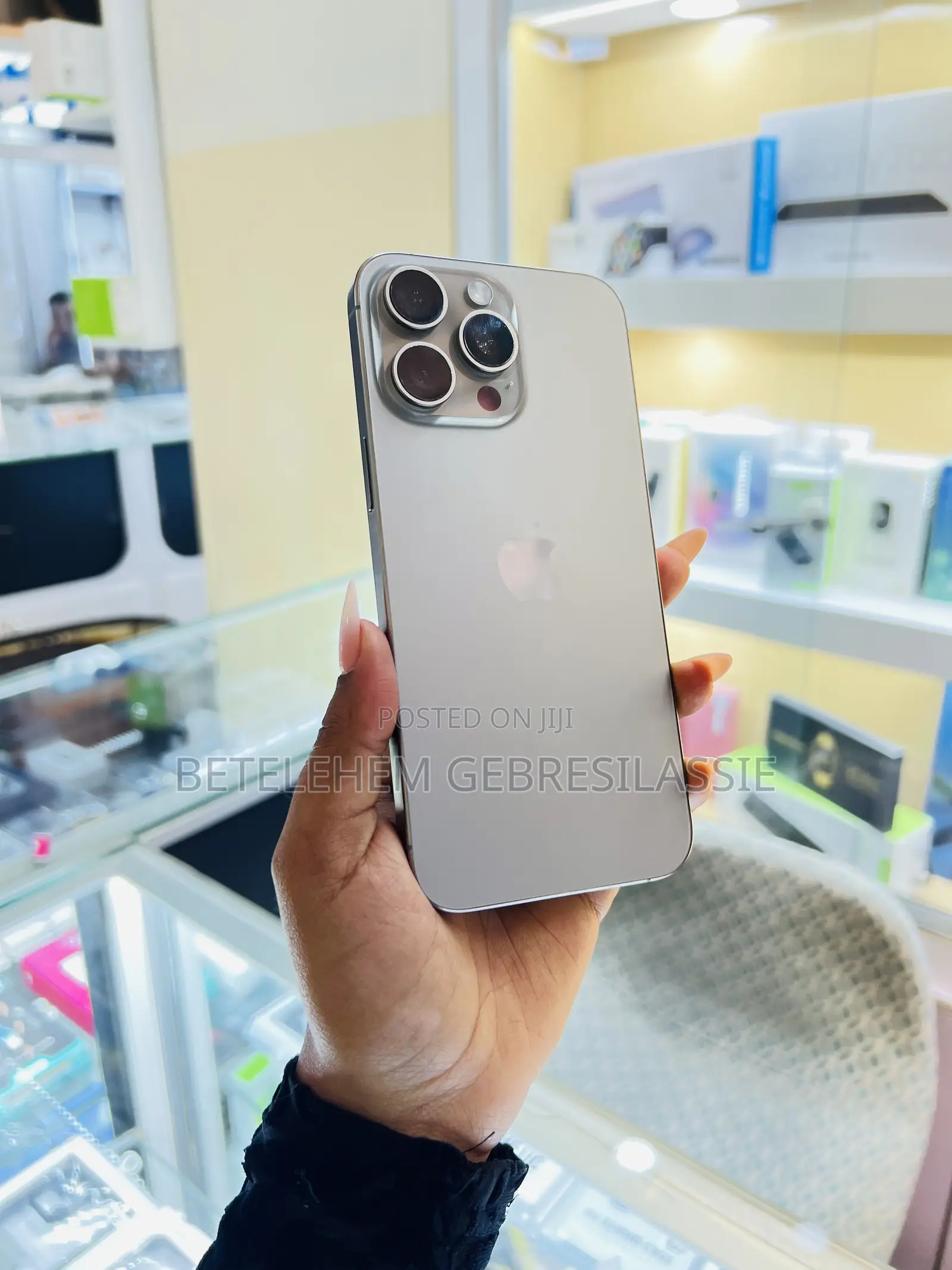 Apple iPhone 15 Pro Max 256 GB Gray