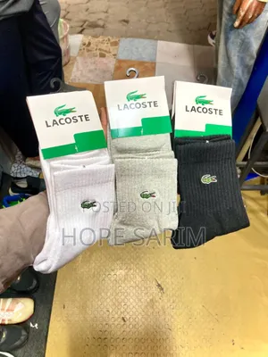 Lacoste ካሌስዎች ወፍራም