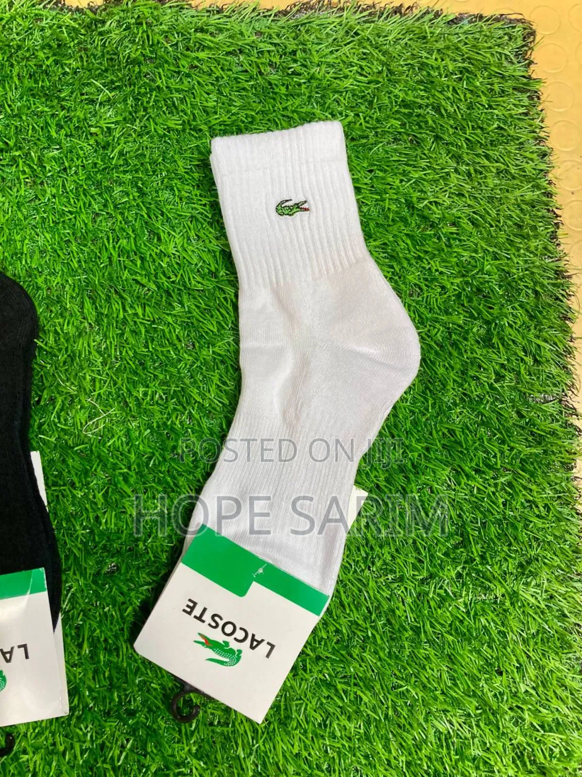 Lacoste ካሌስዎች ወፍራም