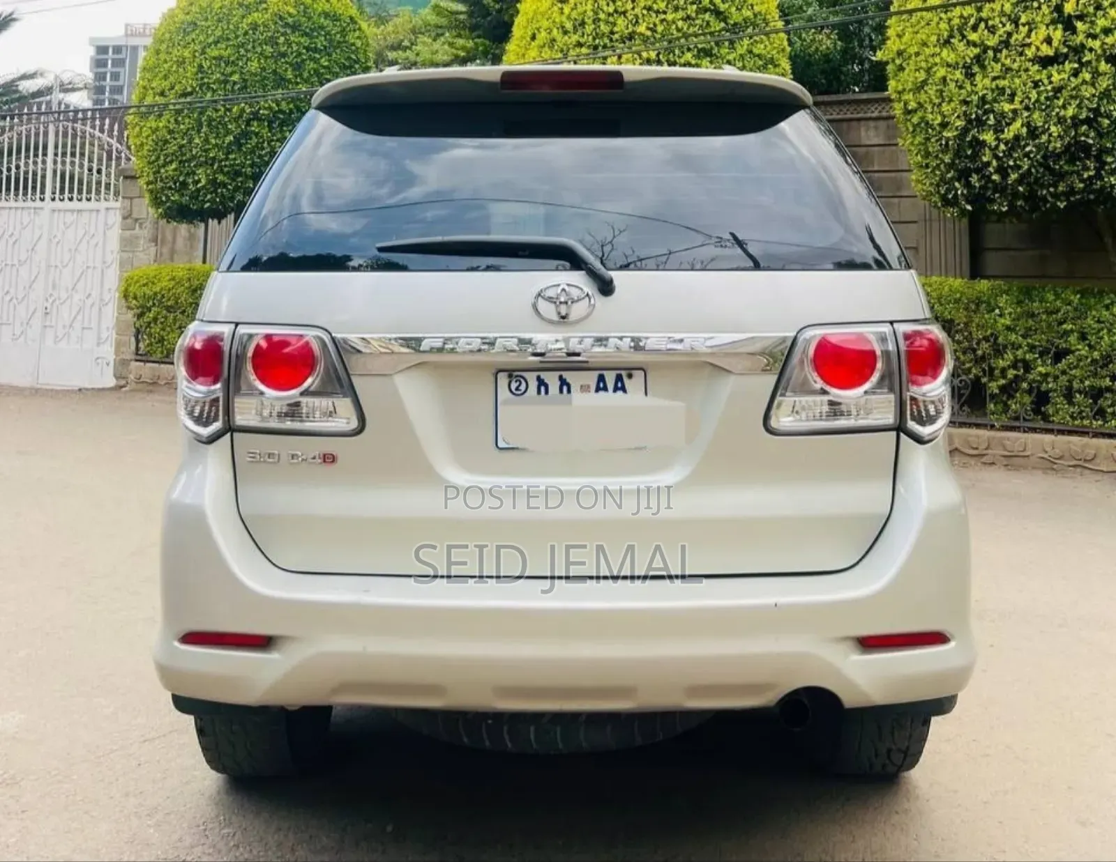 Toyota Fortuner 2013 Silver