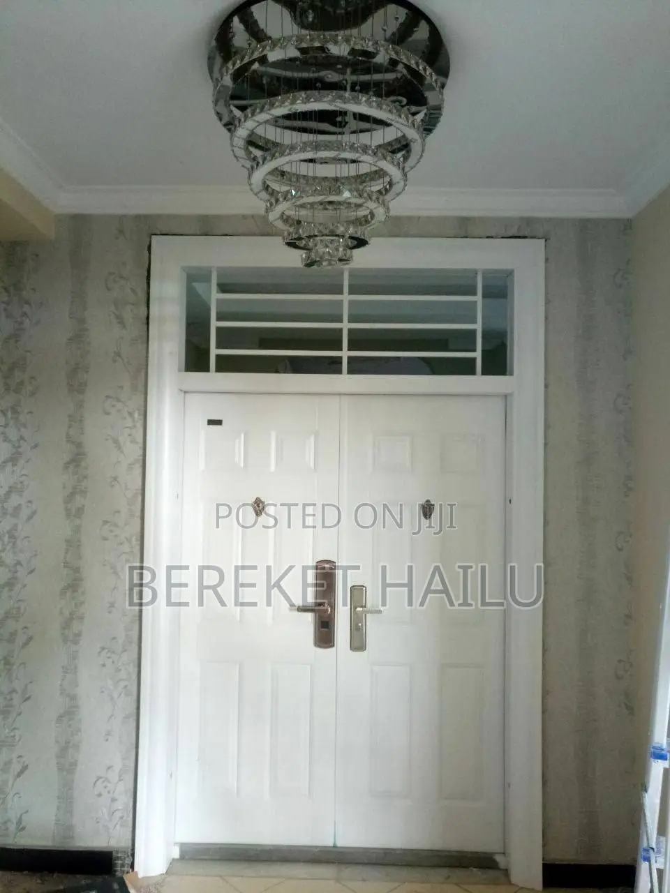 ለቤትዎ ፍጹም ሰላምና ደህንነት የሚሰጡ ዘመናዊ የብረት በሮች!