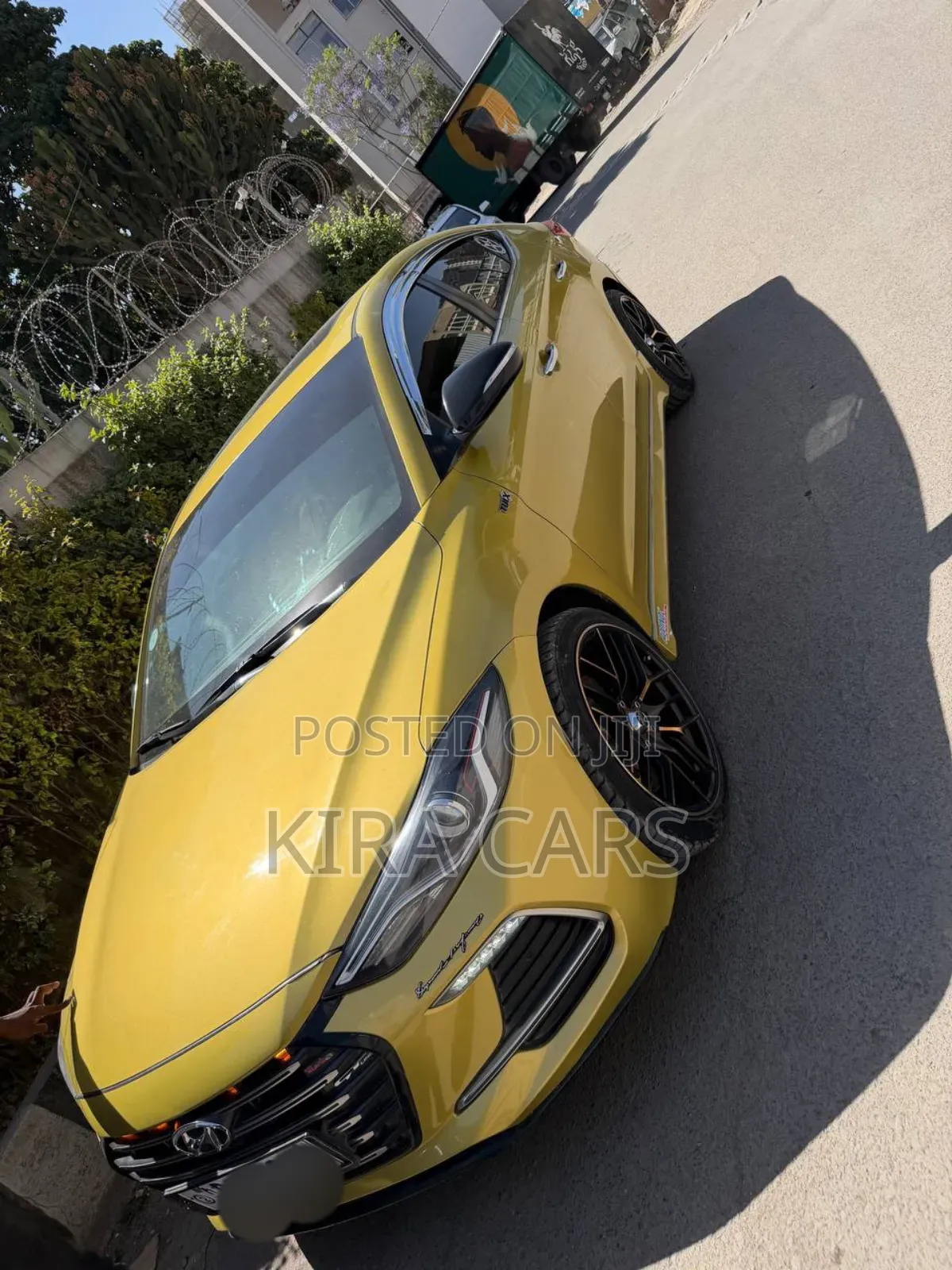 Hyundai Avante 2017 Yellow