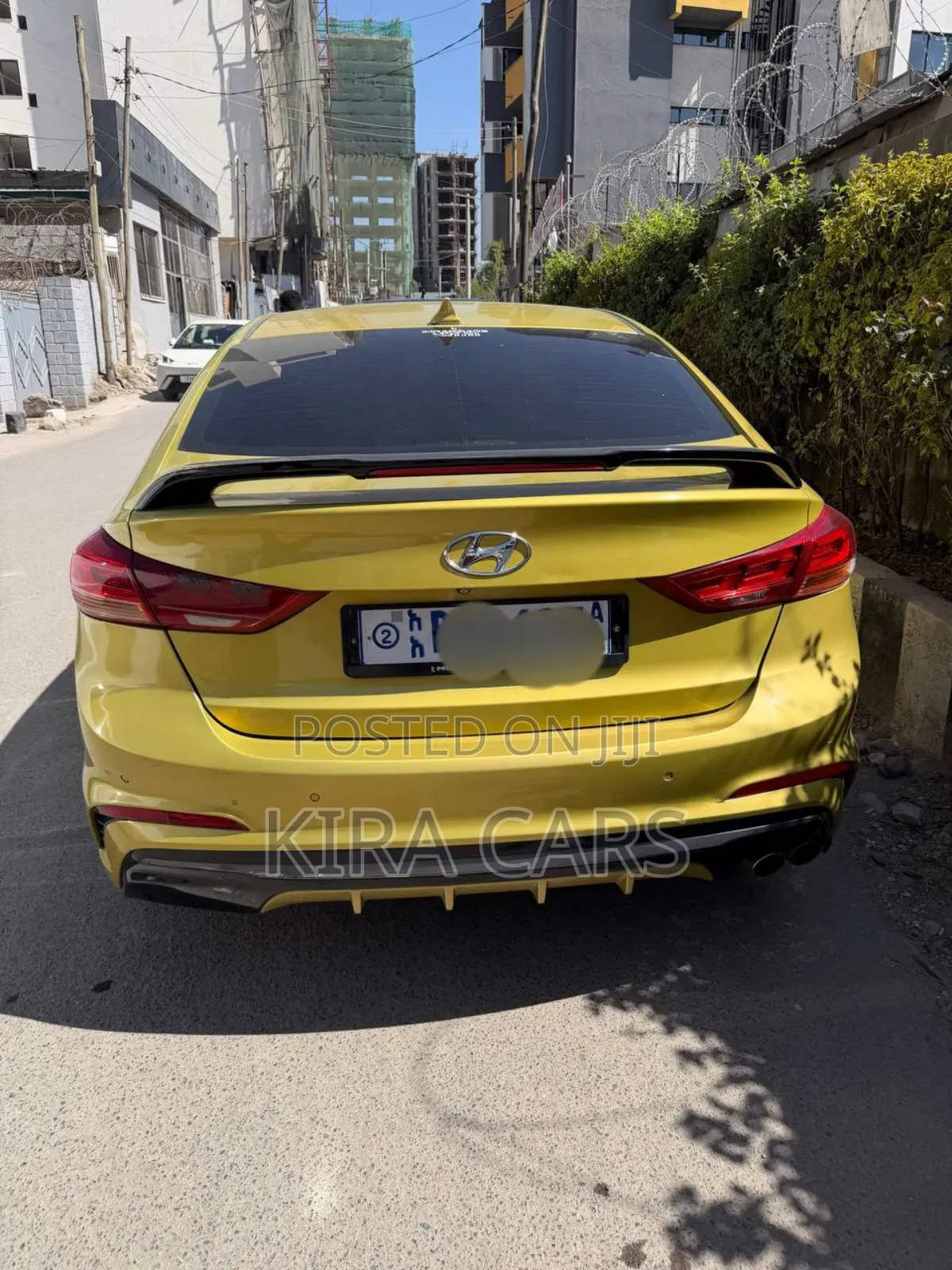 Hyundai Avante 2017 Yellow