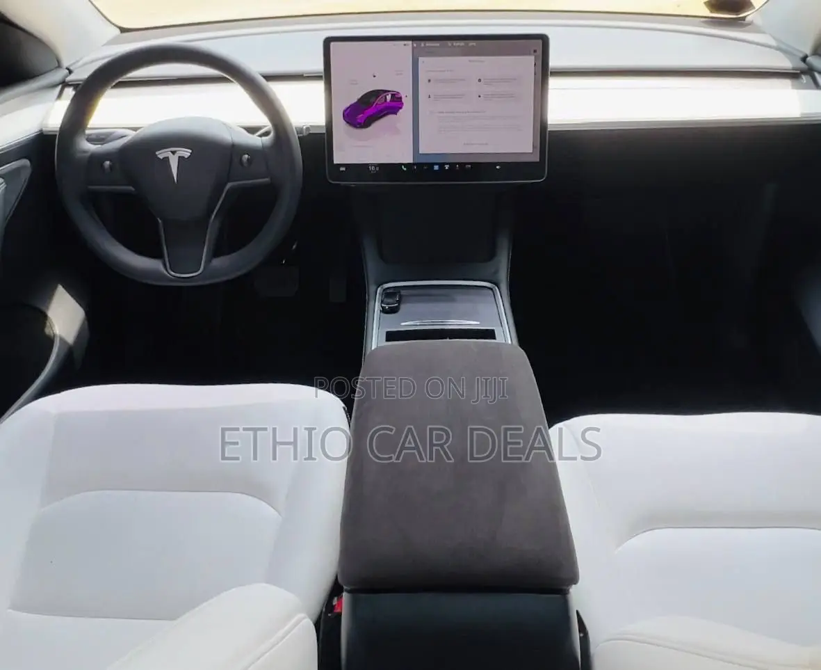 Tesla Model Y Long Range 2024 Black