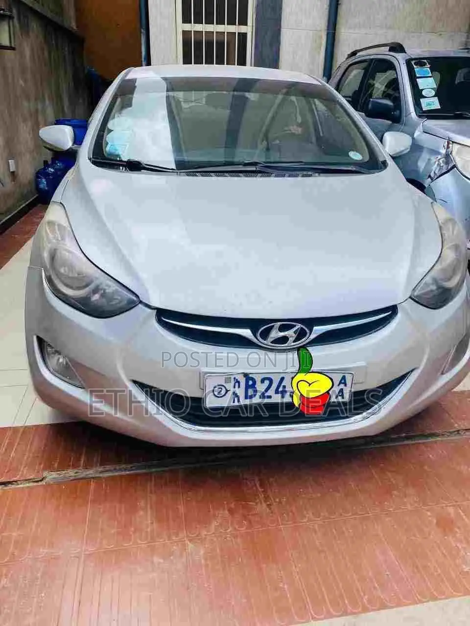 Hyundai Elantra Touring SE Automatic 2012 Silver
