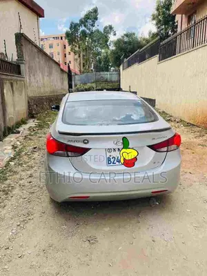 Hyundai Elantra Touring SE Automatic 2012 Silver