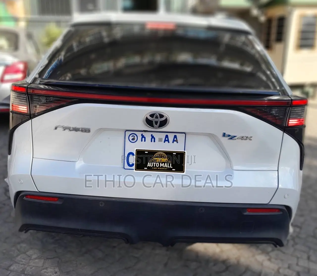 Toyota bZ4X 71.4 kWh FWD 2023 White