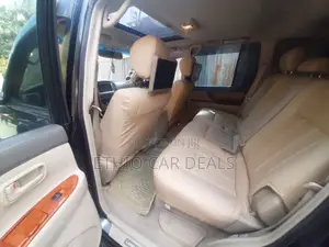 Toyota Land Cruiser 2005 Black