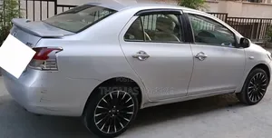 Toyota Yaris 2008 Silver