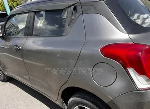 Suzuki Swift 2021 Gray