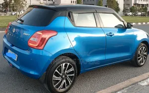 Suzuki Swift 2023 Blue