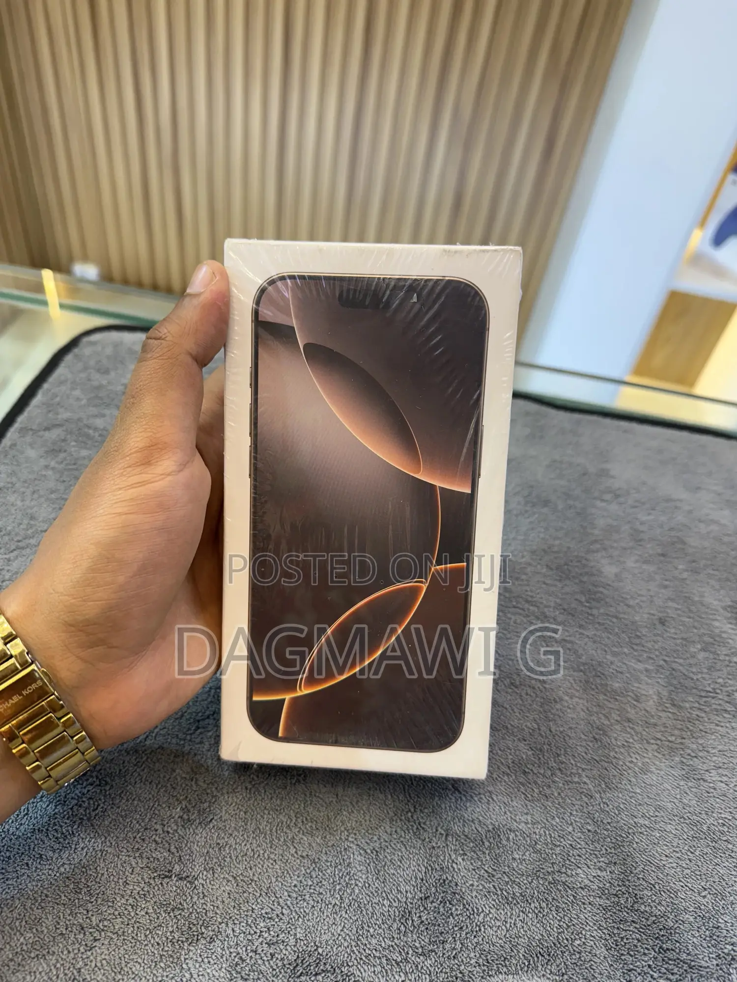 Apple iPhone 16 Pro Max 256 GB Gold