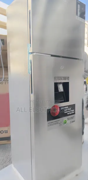 500"Model Boss Refrigerator