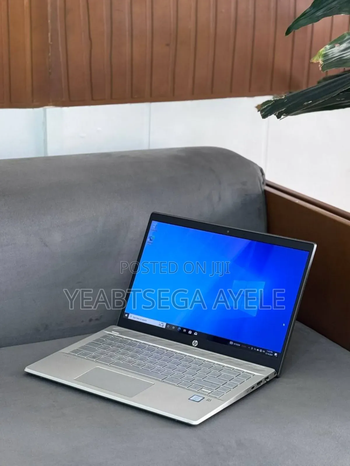 New Laptop HP Pavilion 15 8GB Intel Core I5 SSD 256GB