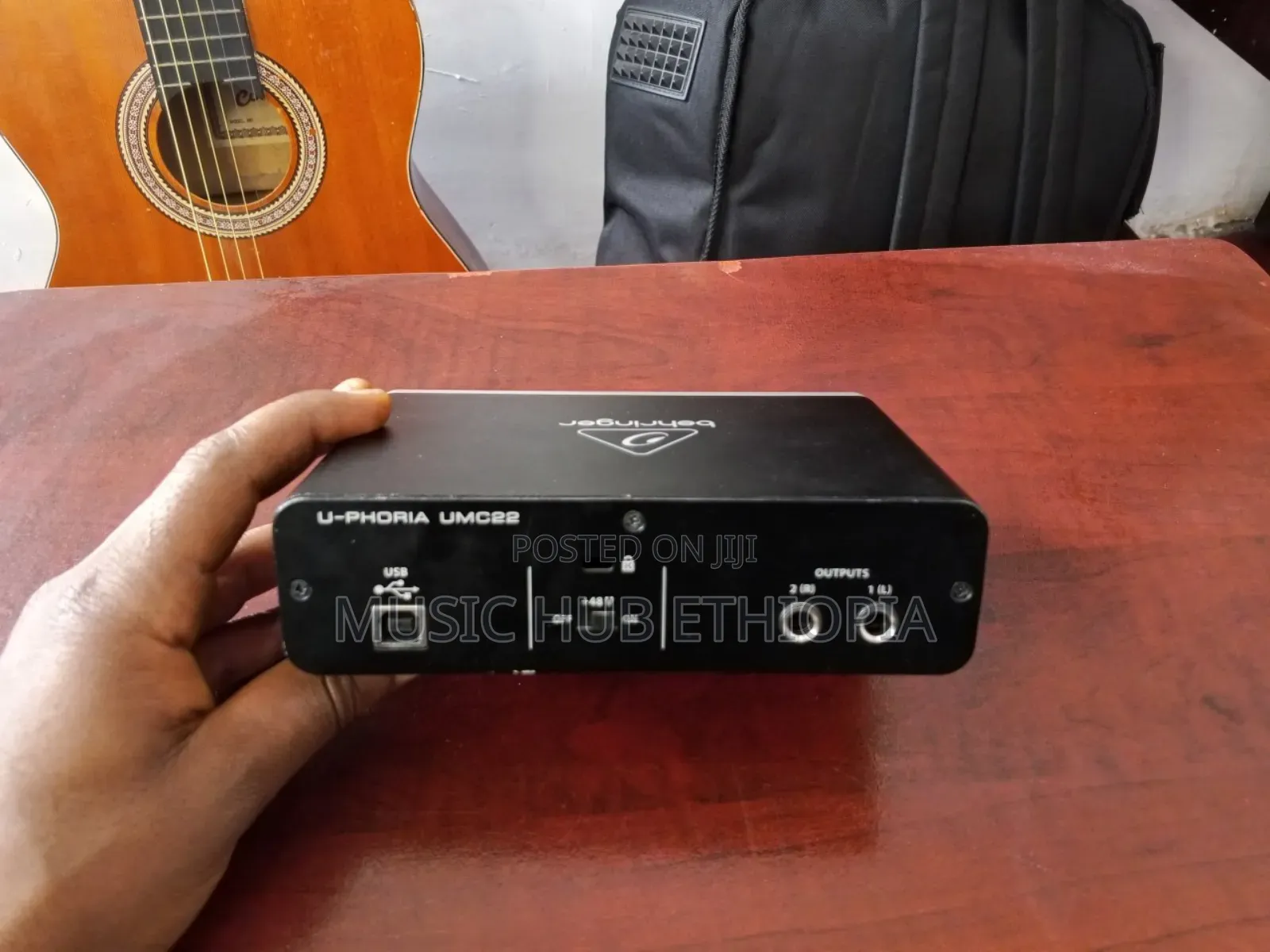 Behringer U-Phoria Umc22 Sound Card