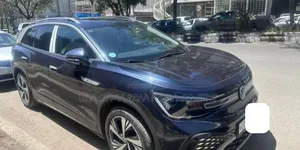 Volkswagen ID.6 2022 Blue