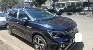 Volkswagen ID.6 2022 Blue