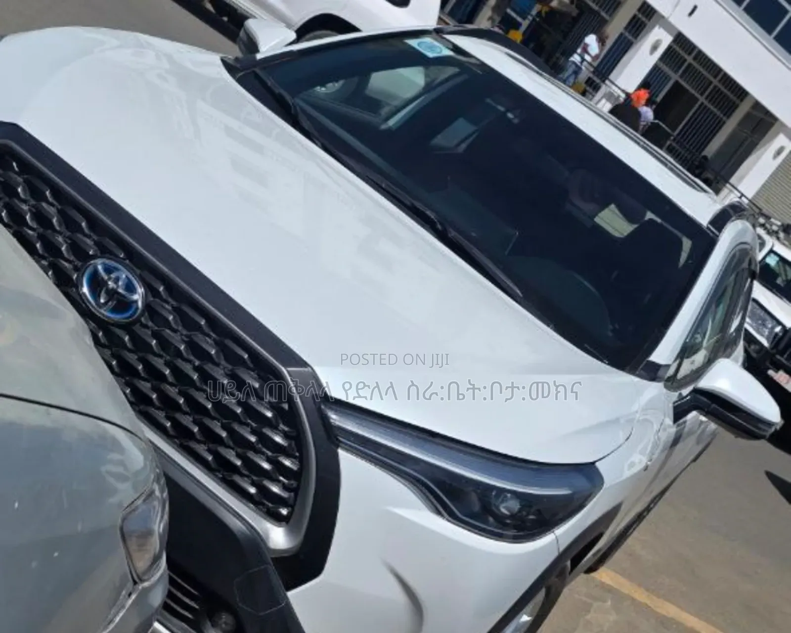 Toyota Corolla Cross Hybrid 2023 Ivory