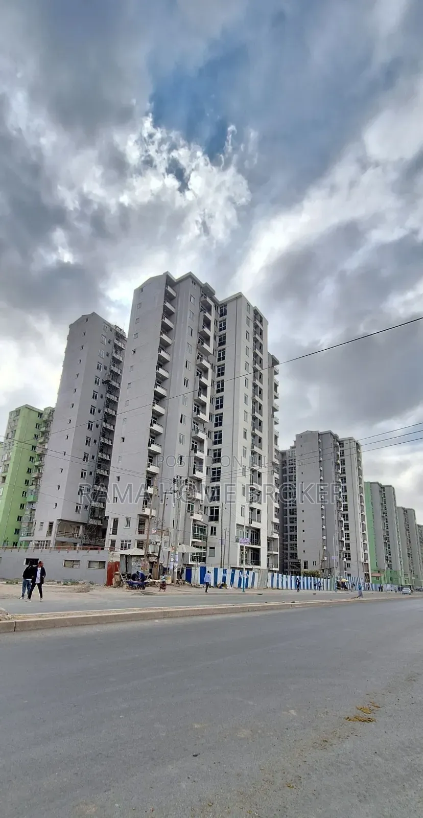 2bdrm Condo in አያት 49 40/60, Yeka for sale