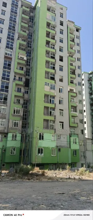 2bdrm Condo in አያት 49 40/60, Yeka for sale