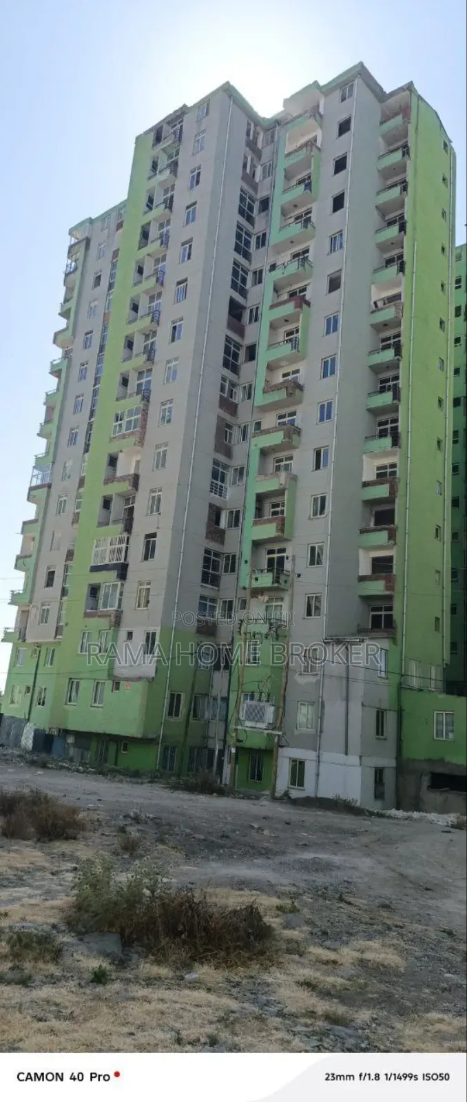 2bdrm Condo in አያት 49 40/60, Yeka for sale