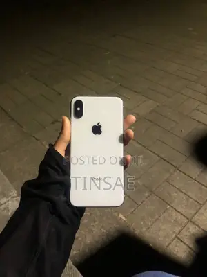 Apple iPhone X 64 GB White