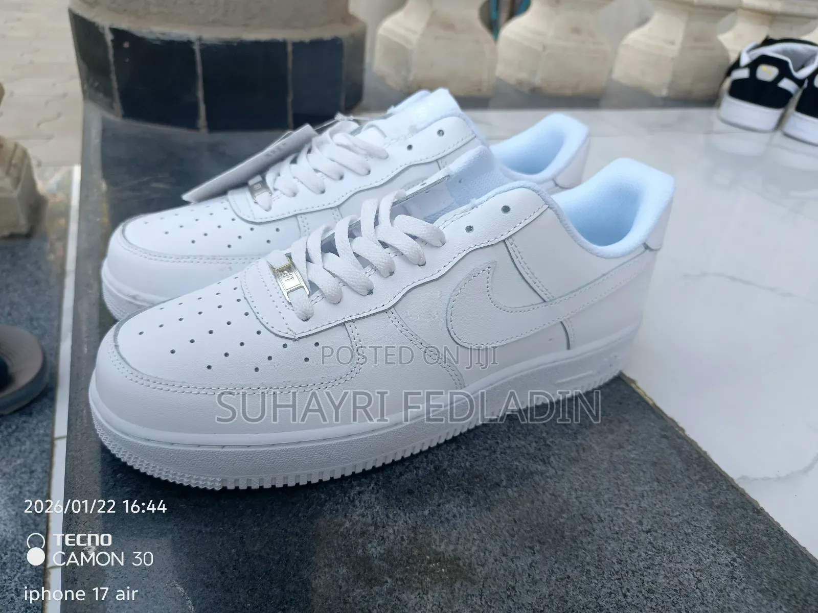 Nike Air Force 1 Low 07