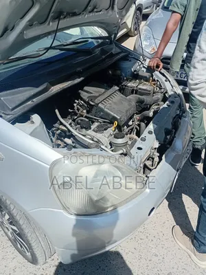 Toyota Vitz 2001 Silver