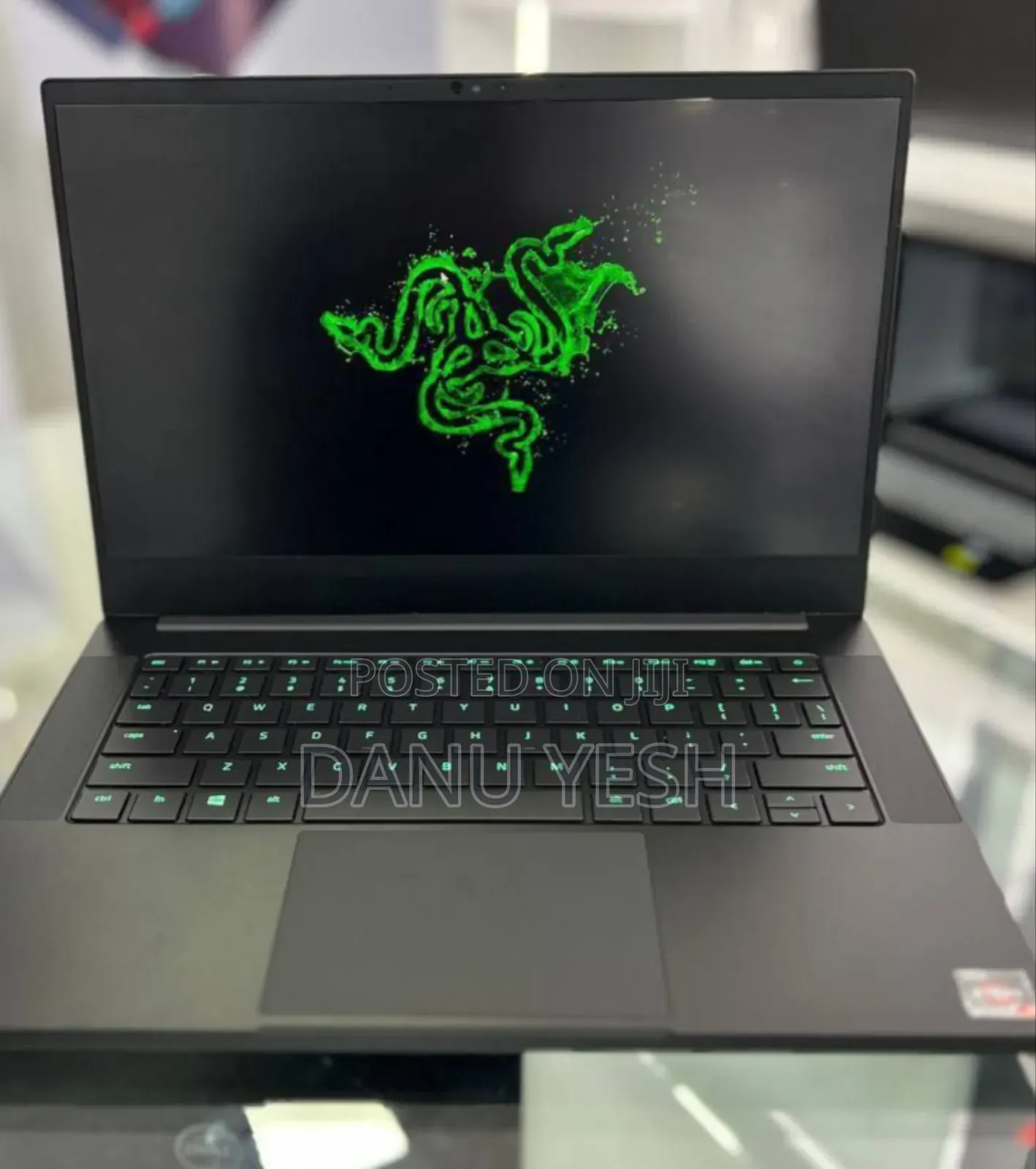 New Laptop Razer Blade 16GB AMD Ryzen 9 SSD 1T